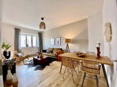 Hauptbild Bieterverfahren: Altbauwohnung mit großem Balkon nahe Prenzlauer Berg (provisionsfrei)