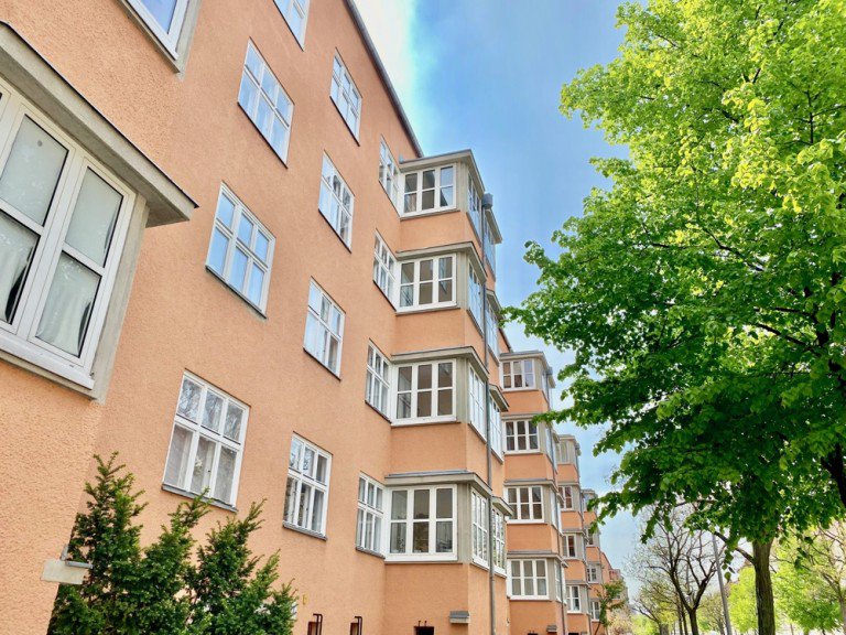 Hausansicht Berlin Etagenwohnung Modernisierte Altbauwohnung in Friedenau (provisionsfrei)