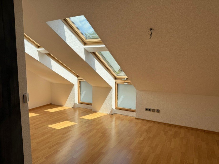 WhatsApp Image 2025-06-15 at 10.14.37 (8) Zweifamilienhaus Gladbeck