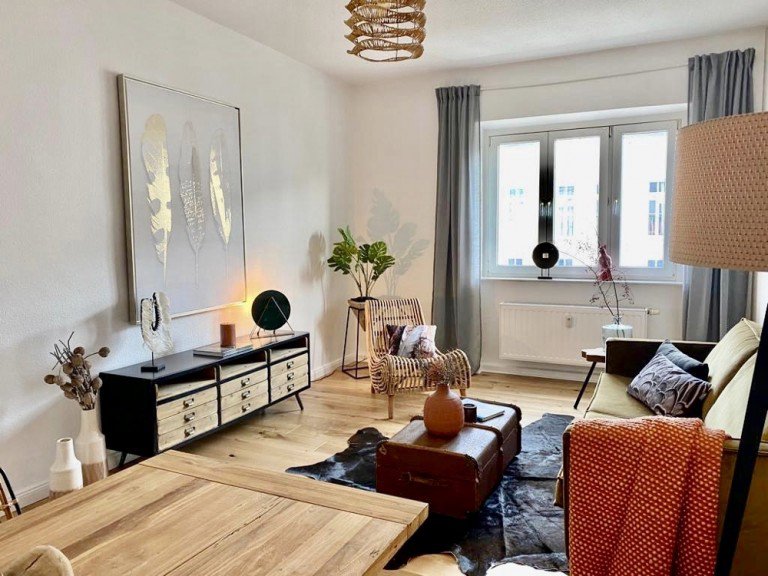 Wohnzimmer Berlin Etagenwohnung Altbauwohnung mit gro�em Balkon nahe Prenzlauer Berg (provisionsfrei)